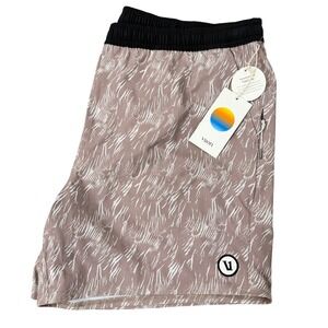 NWT Vuori Maverick Volley Short Umber Flux Print Mens Size XXL Athletic Gym